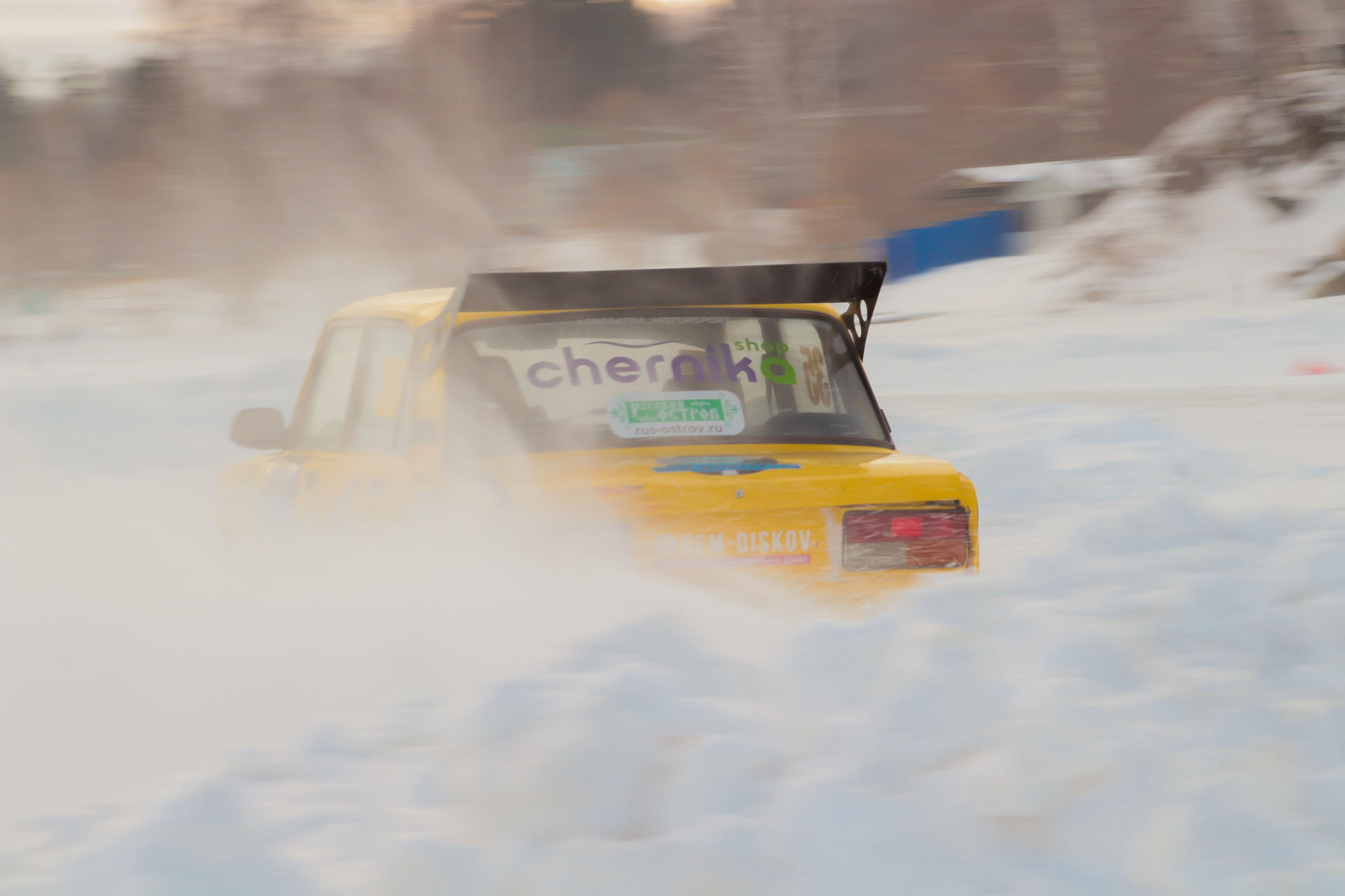 Range Rover Sport зимний дрифт