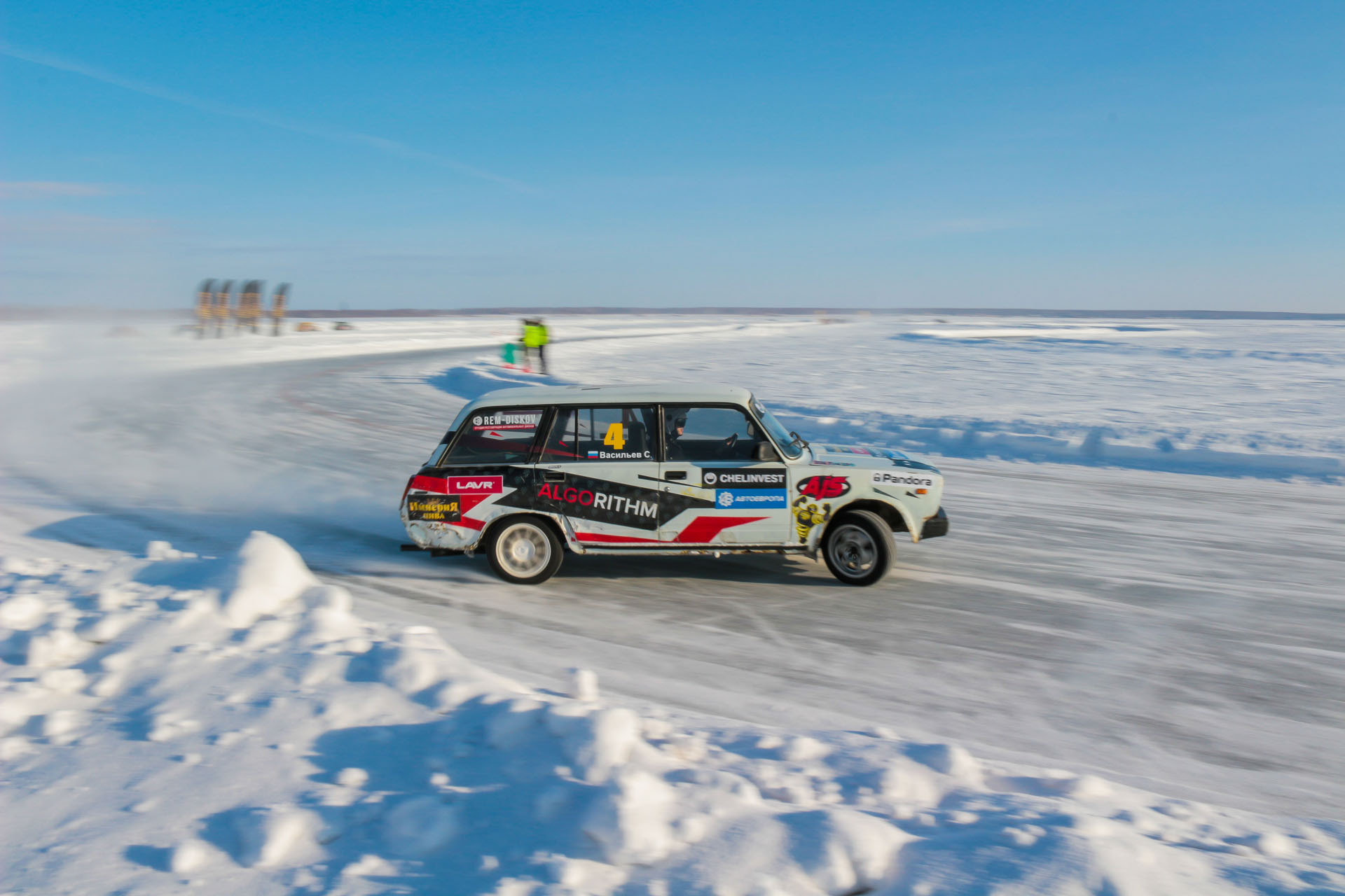 Ford Focus 1 зимний дрифт